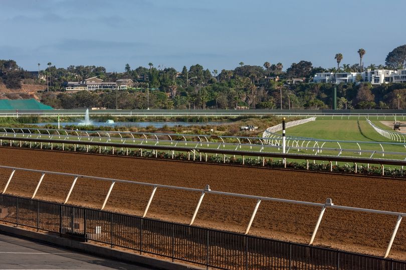 Del Mar Racecourse Dirt and Turf Tracks