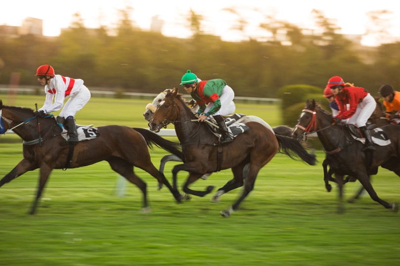 Horse Race with Shaving Effect